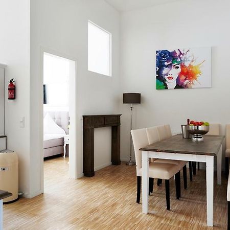 Sc 4 Cozy Family & Business Flair Welcomes You - Rockchair Apartments Berlin Eksteriør bilde